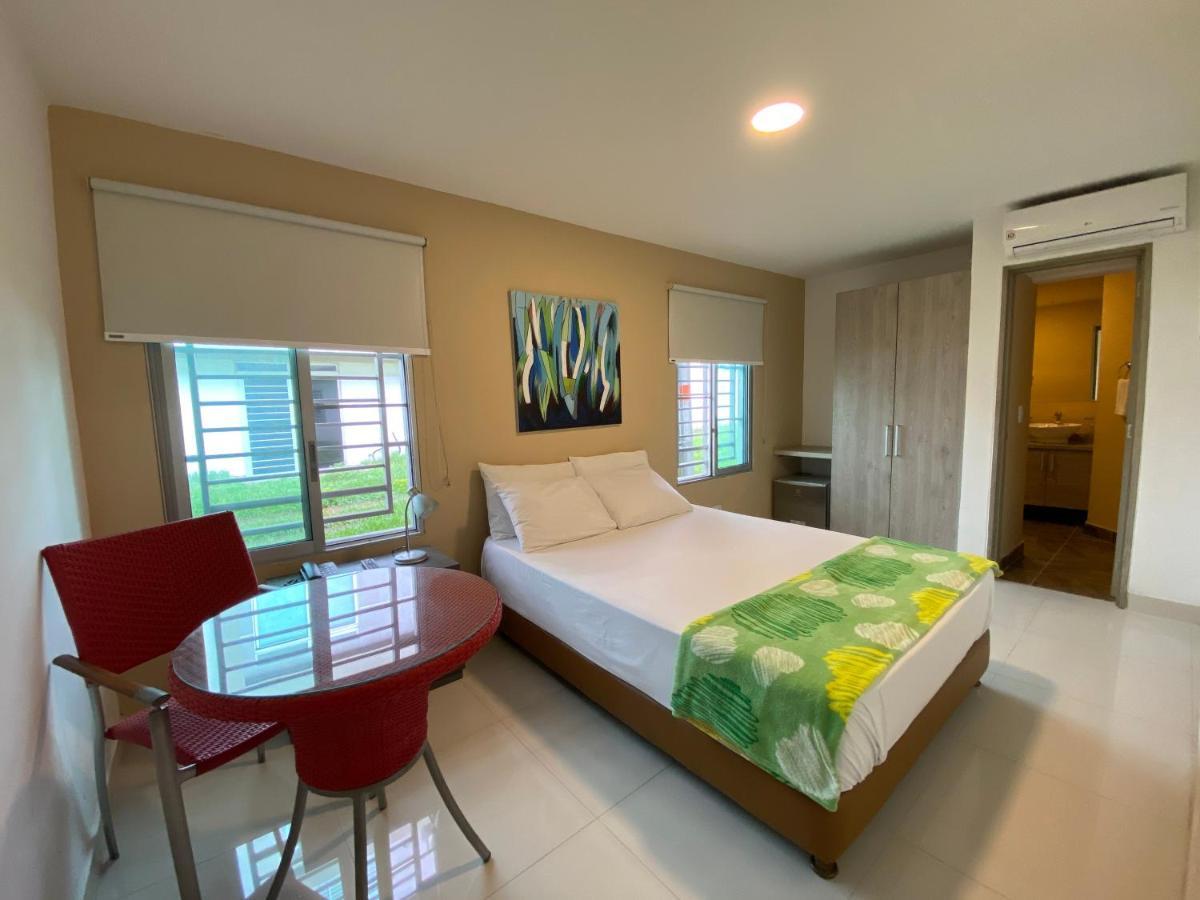 Hotel La Esperanza Ciudad Jardin Cali Exteriör bild